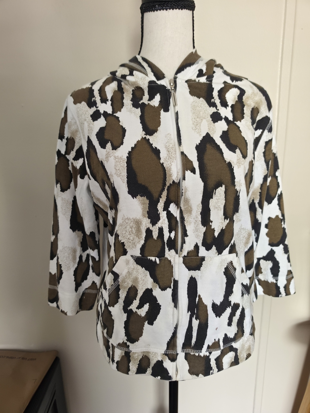 Onque Casuals Women's Leopard Animal Print Pullover Hoodie Pockets 3/4 S